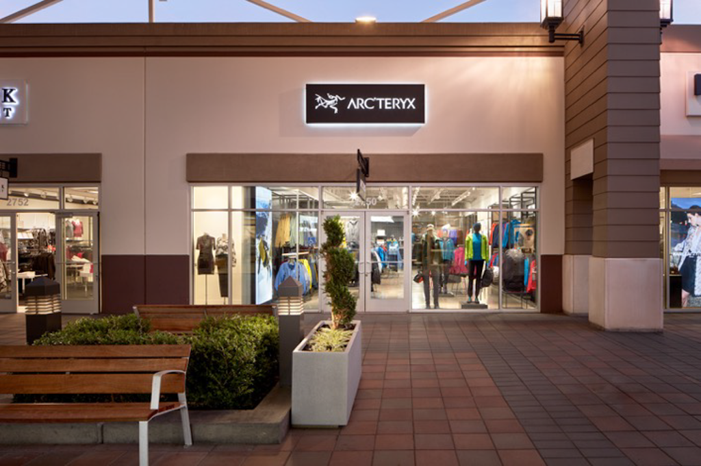 ARC’TERYX Outlet | Livermore | 2750 Livermore Outlets Dr, Livermore, CA 94551, USA | Phone: (925) 667-4187