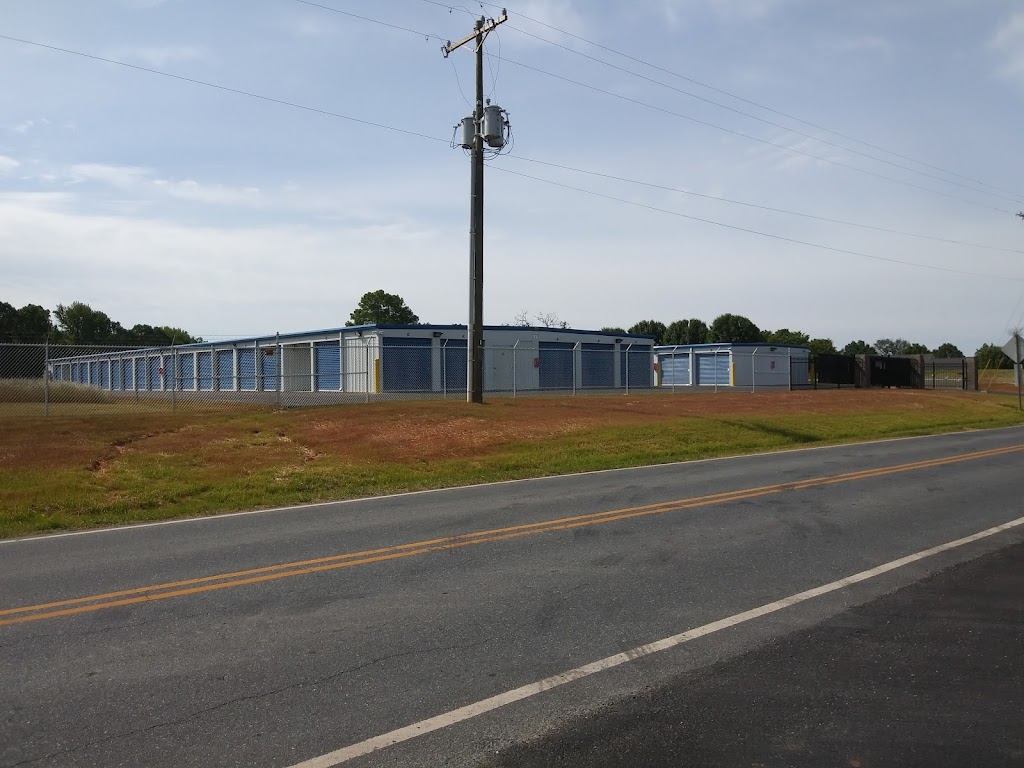 GardMax Mini Storage | 4902 Beeson Farm Rd, Sophia, NC 27350 | Phone: (336) 523-0523