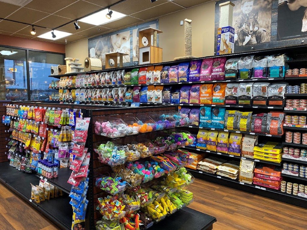 Chow Hound Pet Supplies | 1125 W Trenton Ave, Findlay, OH 45840, USA | Phone: (567) 250-8031