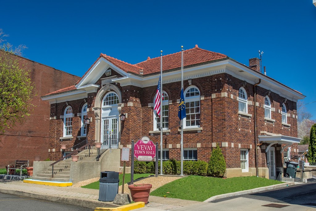 Vevay Town Hall | 305 Walnut St, Vevay, IN 47043, USA | Phone: (812) 427-3131