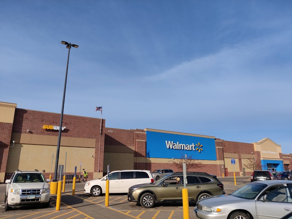 Walmart Supercenter | 1752 N Frontage Rd, Hastings, MN 55033, USA | Phone: (651) 438-2400