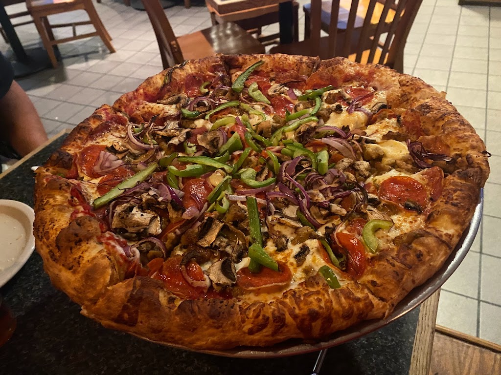 Caps Pizza & Bar | 1428 1st Ave, San Diego, CA 92101 | Phone: (619) 237-8081