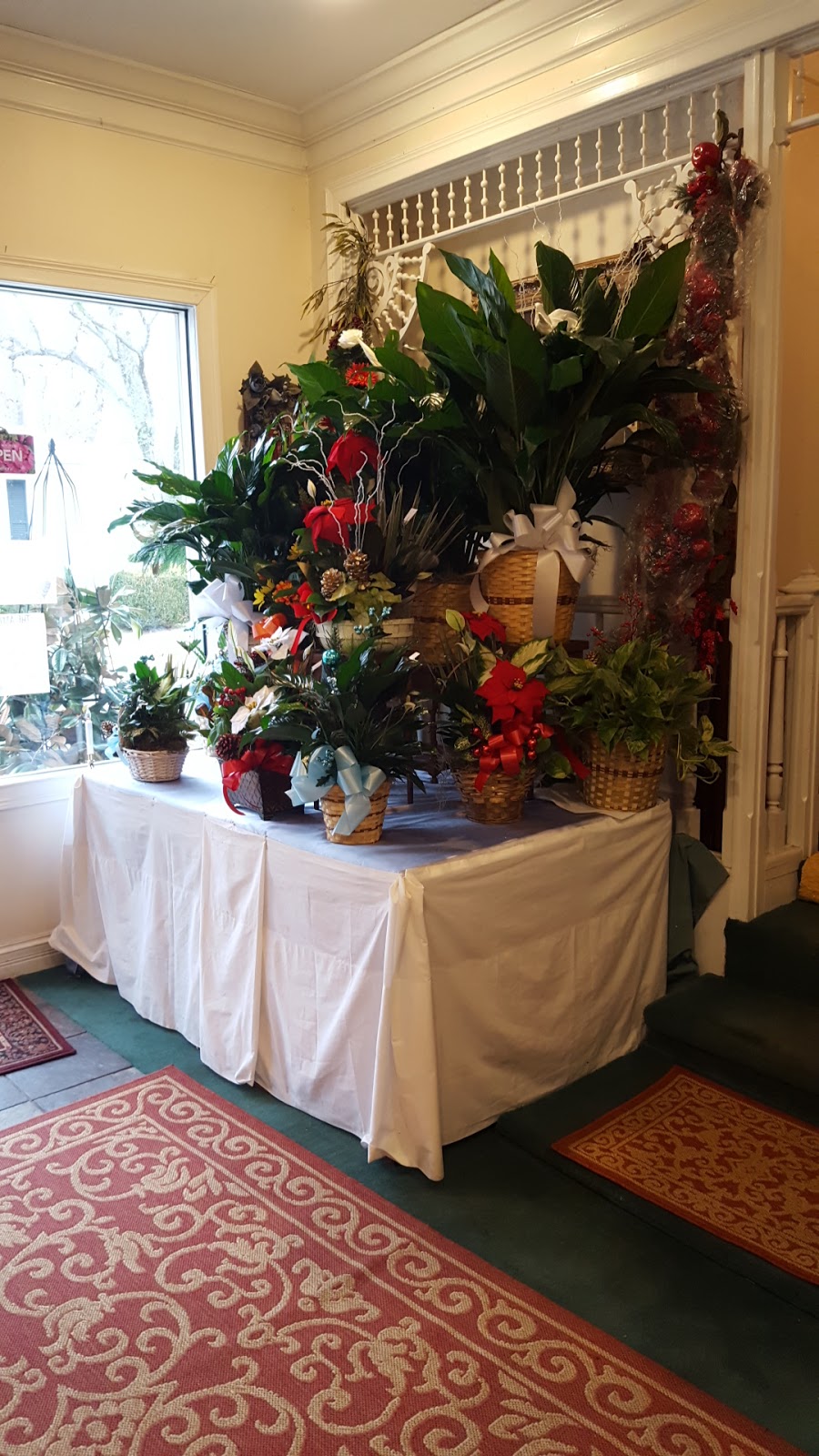 Hedmans Suburban Florist | 10014 3rd Street Rd, Louisville, KY 40272, USA | Phone: (502) 937-7039