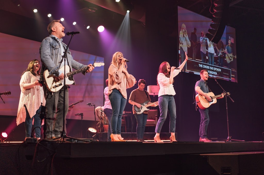 Rolling Hills Community Church | 1810 Columbia Ave, Franklin, TN 37064, USA | Phone: (615) 861-3663