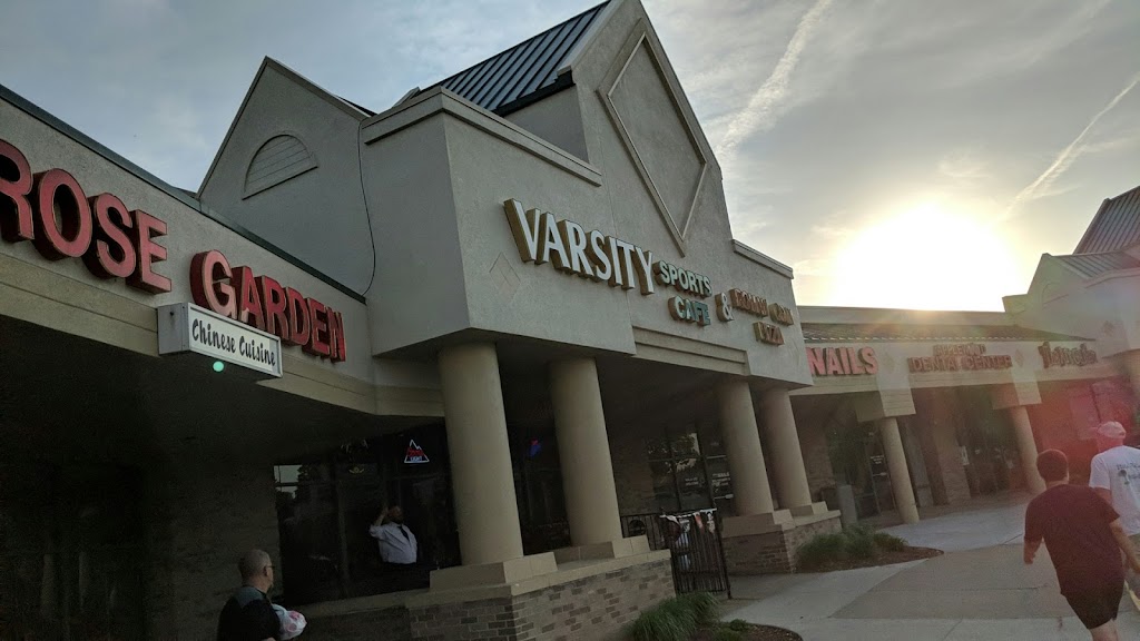 Varsity Sports Cafe & Roman Coin Pizza | 9735 Q St, Omaha, NE 68127, USA | Phone: (402) 339-1944