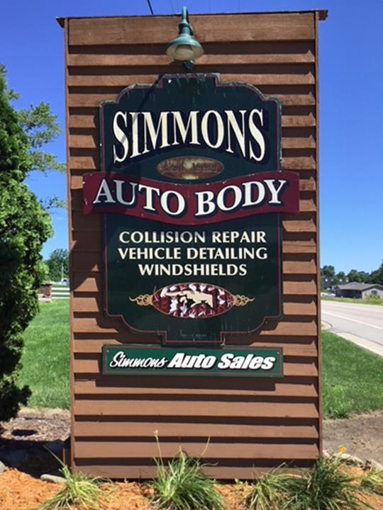 Simmons Auto Body | 43 US HWY 51 North, Edgerton, WI 53534, USA | Phone: (608) 884-7026