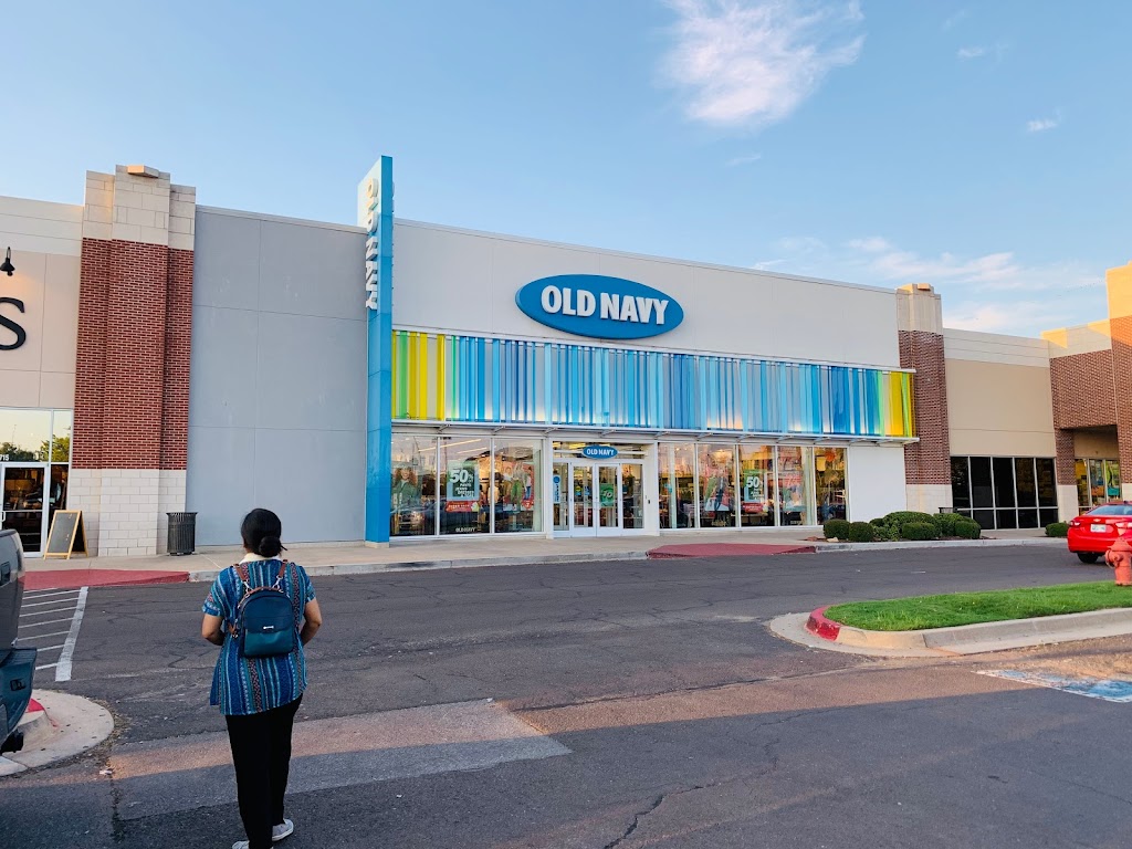 Old Navy | 1711 Belle Isle Blvd, Oklahoma City, OK 73118 | Phone: (405) 843-4411