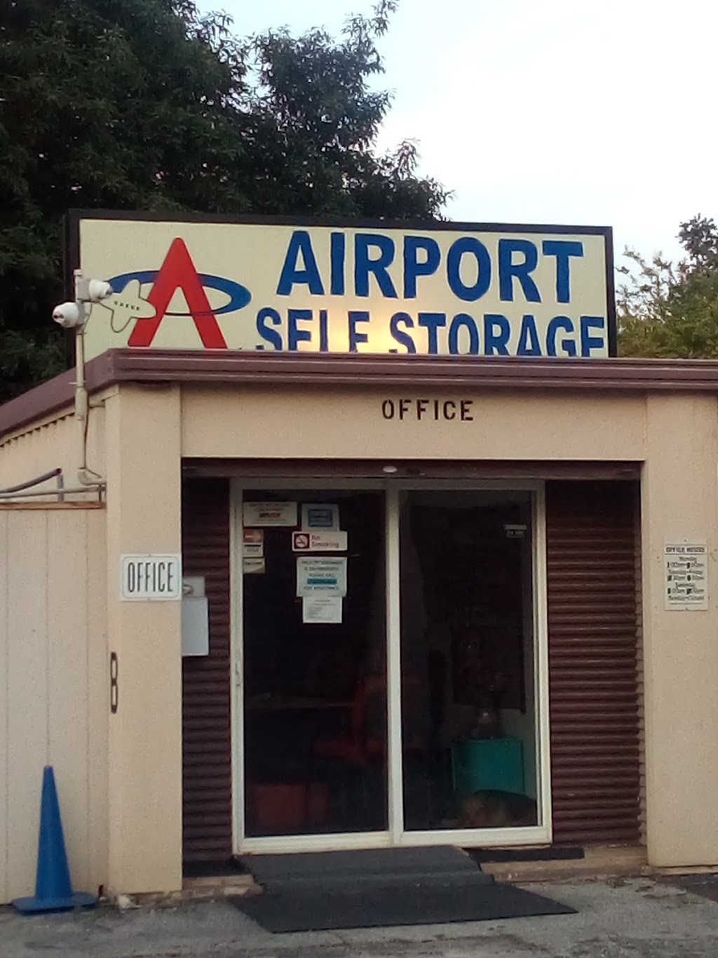 Airport Self Storage | 2725 Lyle Rd, Del Valle, TX 78617, USA | Phone: (512) 385-4830