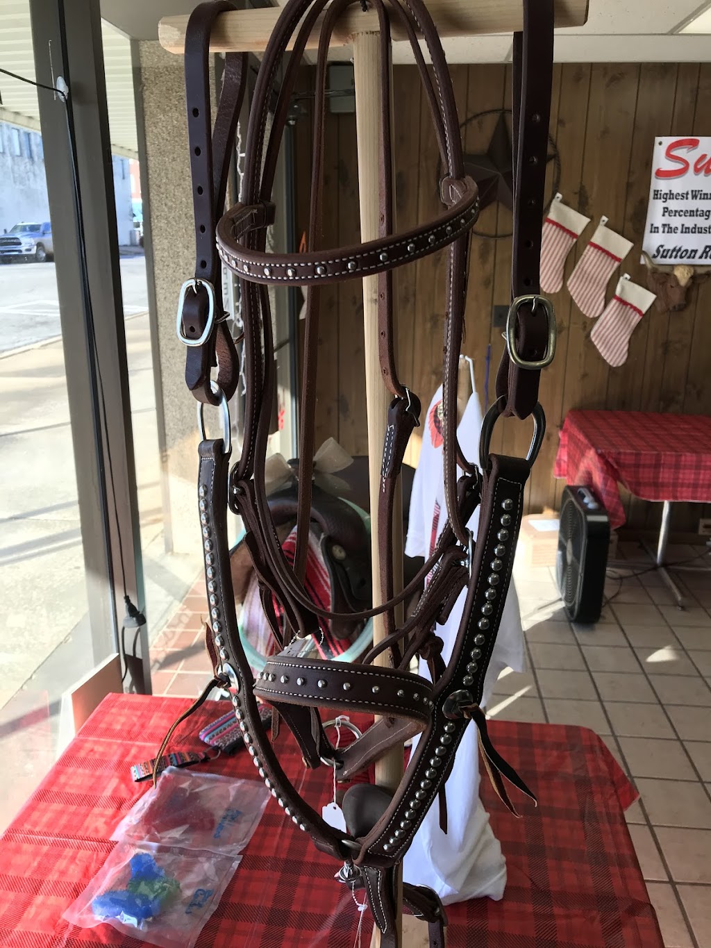 Rocking 4D Tack and Supply | 120 S 4th, Henryetta, OK 74437, USA | Phone: (918) 319-0185