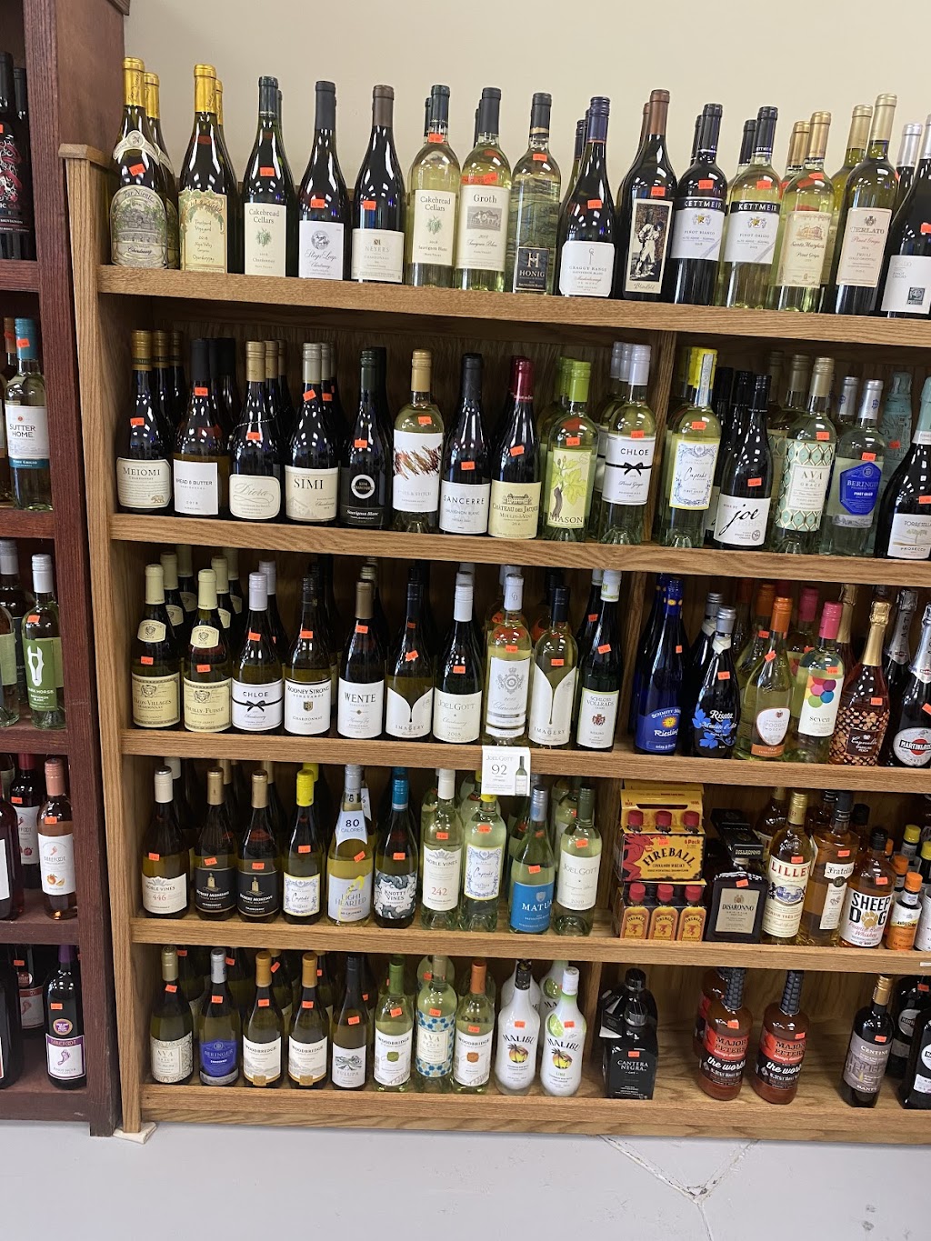 Guru Wines and Carryout | 2285 W Dublin Granville Rd, Worthington, OH 43085, USA | Phone: (614) 505-7140