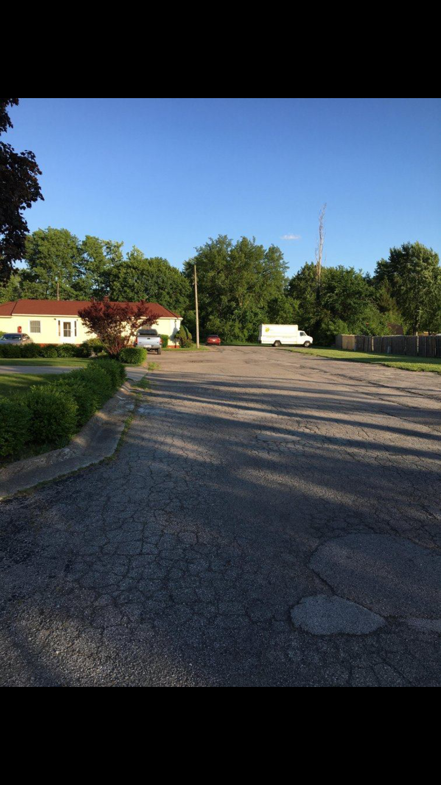 Napoleon Motor Inn 179 E Maumee Ave, Napoleon, OH 43545