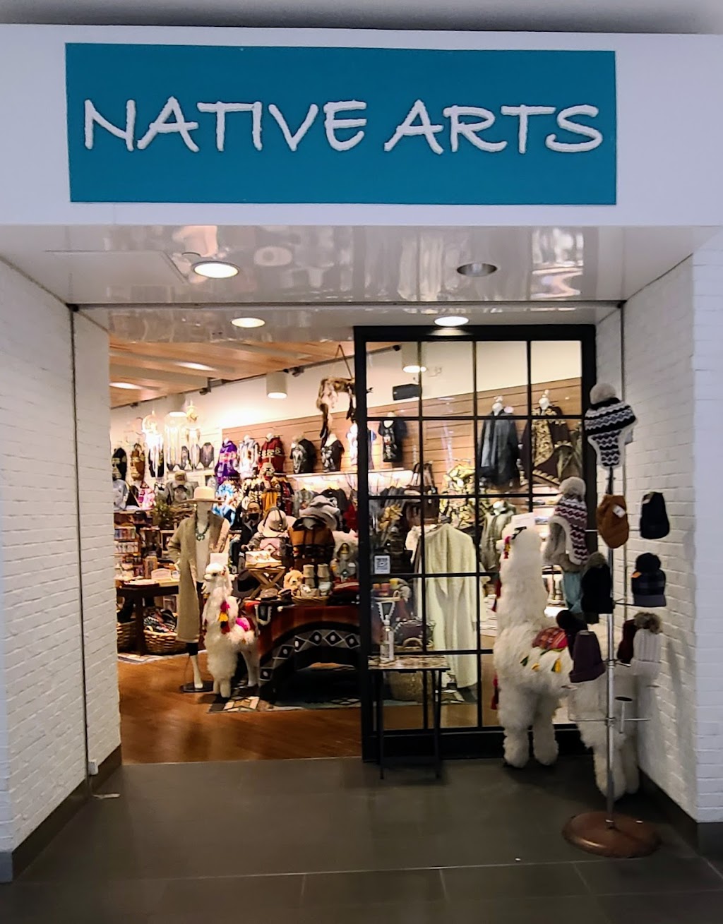 Native Arts | 5 Woodfield Mall, Schaumburg, IL 60173, USA | Phone: (773) 621-3645