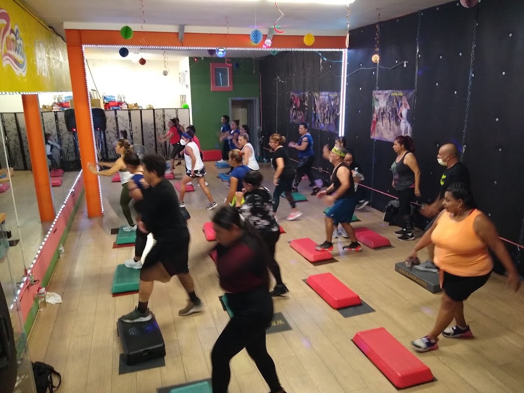 Zumba Alex | 5016 S Central Ave, Los Angeles, CA 90011, USA | Phone: (323) 571-1962