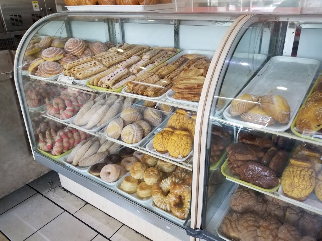 Bui Phong Bakery | 370 Keyes St, San Jose, CA 95112 | Phone: (408) 275-9323