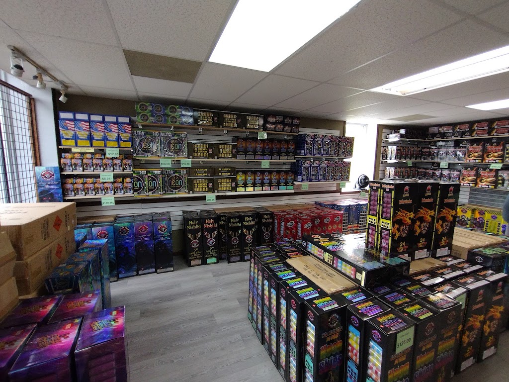 Surefire Fireworks, INC. Wholesale & Retail | 1946 Murfreesboro Rd, Lebanon, TN 37090, USA | Phone: (615) 449-0558