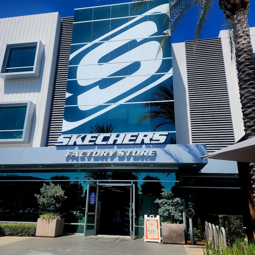 Skechers Cafe | Eucalyptus Ave, Moreno Valley, CA 92555, USA | Phone: (951) 242-2204