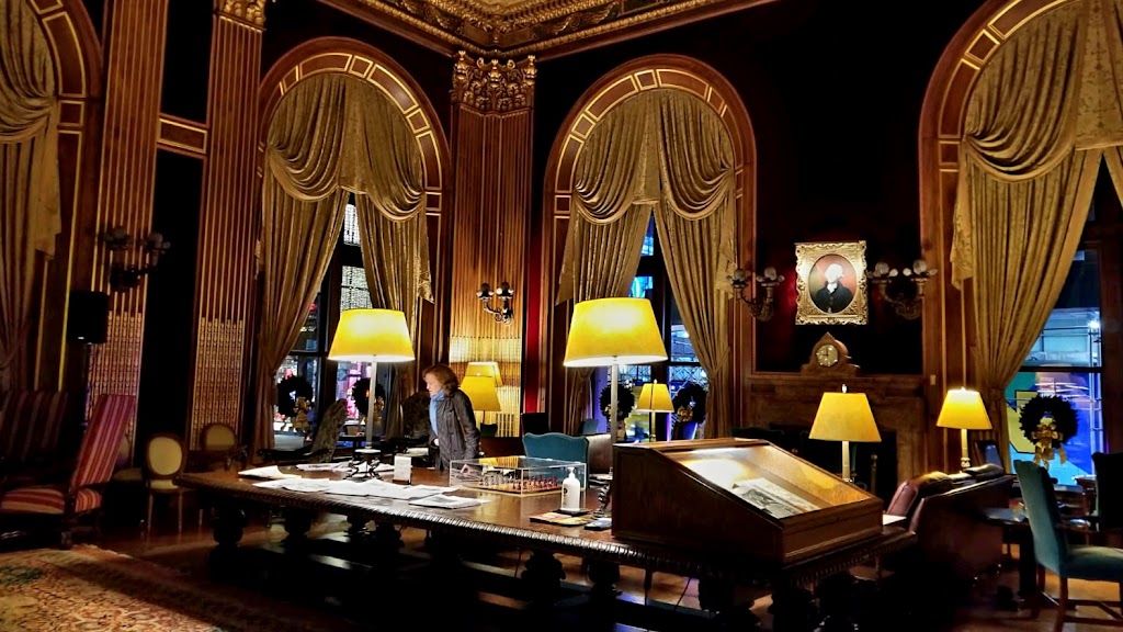 The University Club of New York | 1 W 54th St, New York, NY 10019, USA | Phone: (212) 247-2100