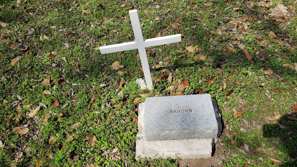 John Crayton Cemetery | Martindale, TX 78655, USA | Phone: (512) 618-0629