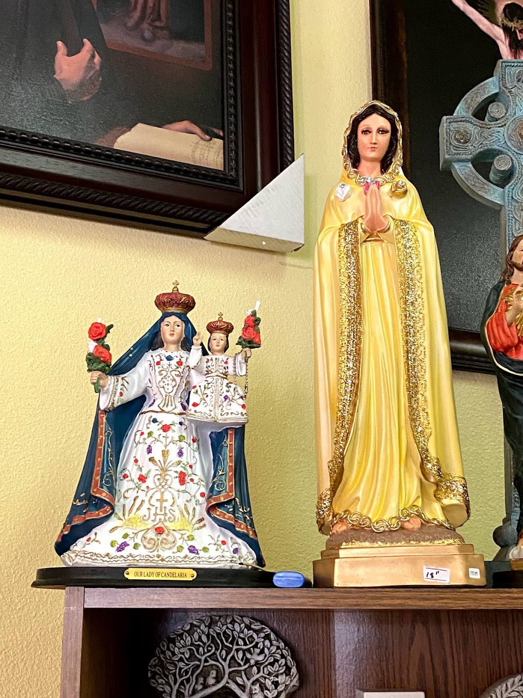 Divina Misericordia Tienda Católica Religiosa | 1406 Manning Ave Suite C, Reedley, CA 93654, USA | Phone: (559) 743-7499