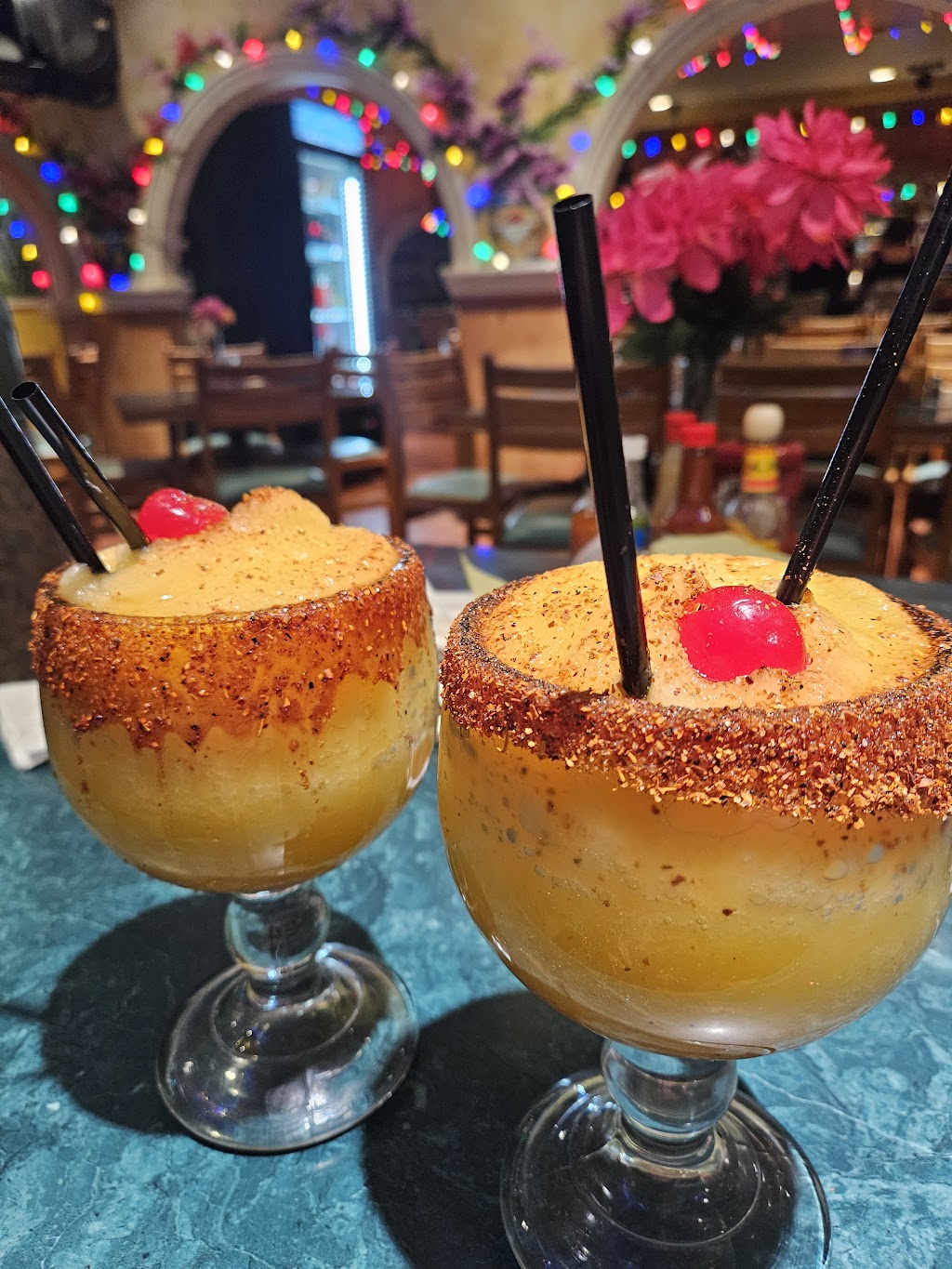 Mariscos La Sirenita | 14032 Oxnard St, Valley Glen, CA 91401, USA | Phone: (818) 908-0742