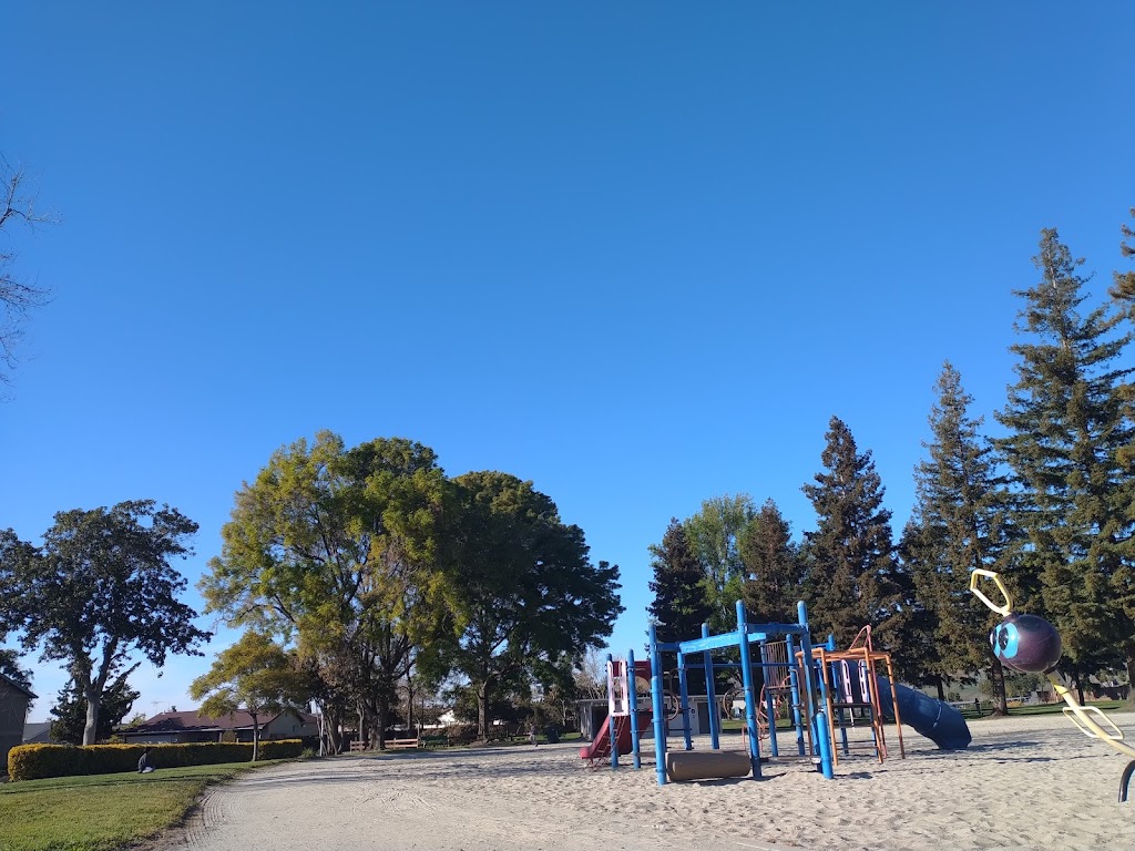 Sinnott Park | Tahoe Dr, Milpitas, CA 95035, USA | Phone: (408) 586-3210