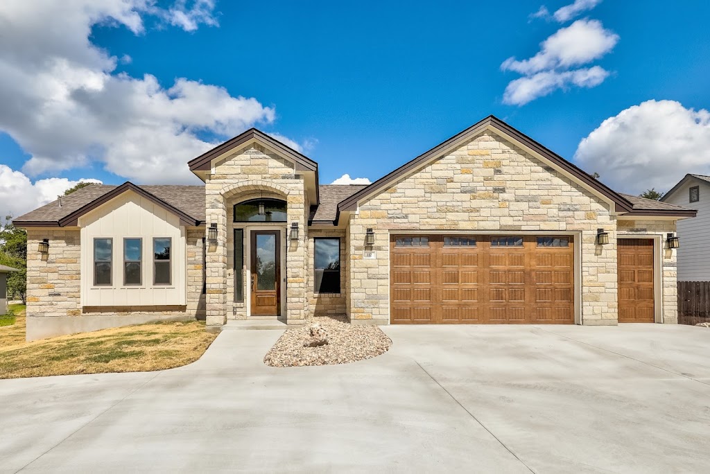 Eve Cameron, Broker/Owner at Cameron Realty Texas - real estate agency  | Photo 5 of 10 | Address: 6015 Lohman Ford Rd #108, Lago Vista, TX 78645, USA | Phone: (512) 784-3609