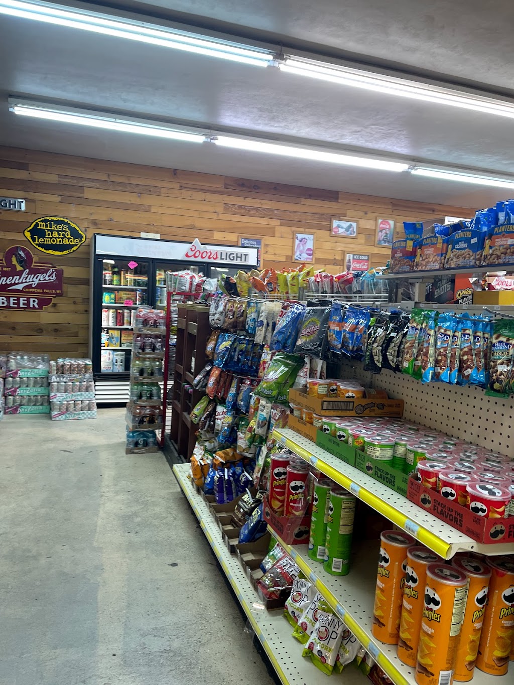 Rainbow Mini Mart | 4811 5th St, Fallbrook, CA 92028, USA | Phone: (760) 728-1822