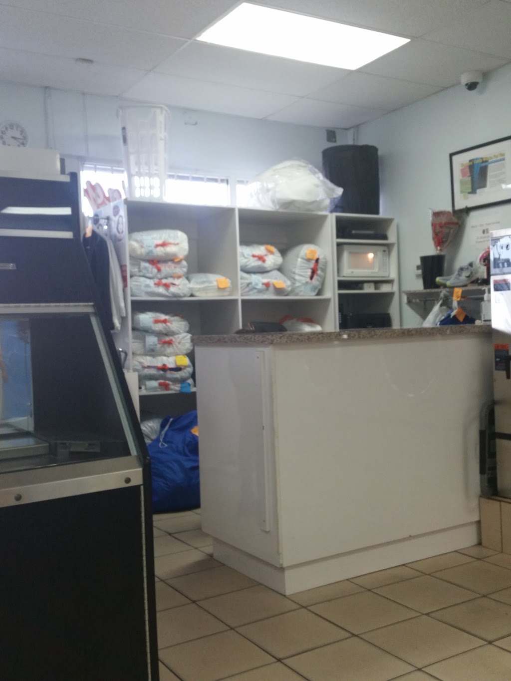 Busy Bees Coin Laundromat | 12390 Quail Roost Dr, Miami, FL 33177, USA | Phone: (305) 232-0020