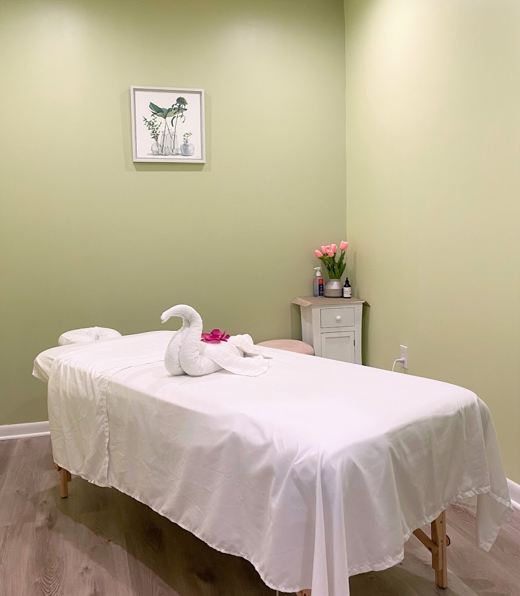 Lux Massage and Spa | 8626 Lee Hwy Ste 207, Fairfax, VA 22031 | Phone: (703) 570-4999