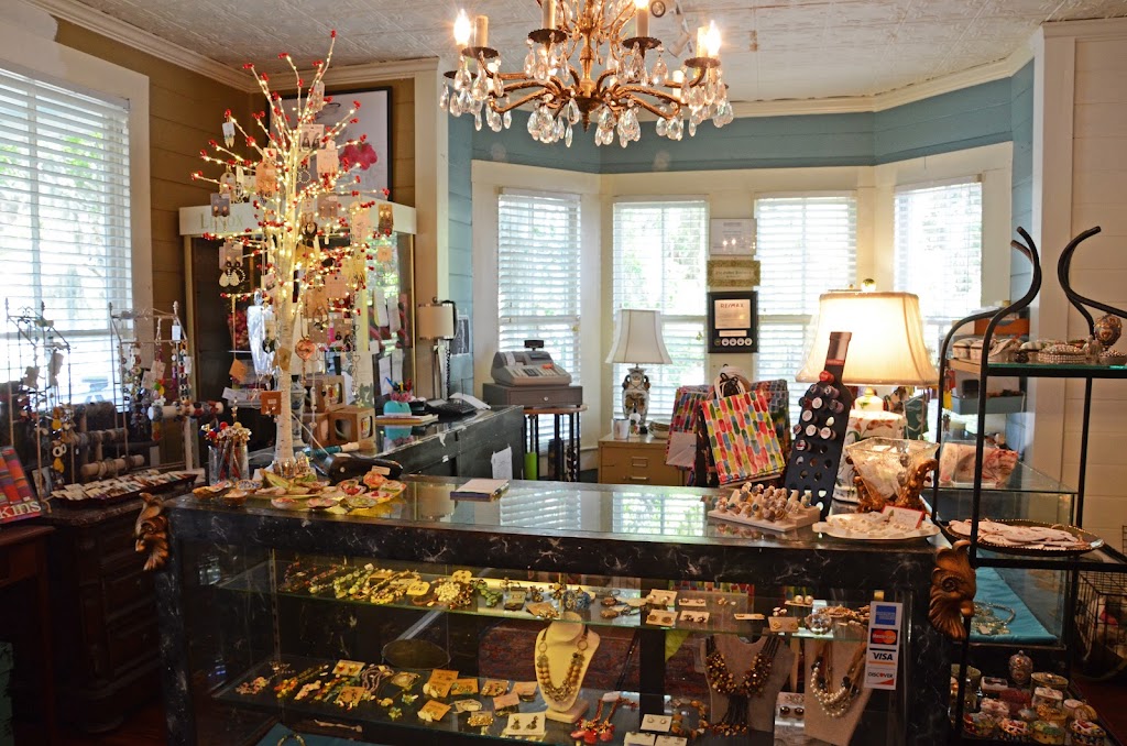 Golden Pineapple | 105 Bryant St W, St Marys, GA 31558, USA | Phone: (912) 882-0616