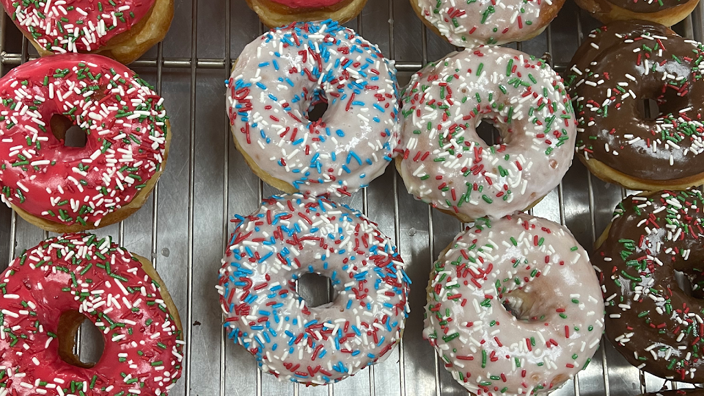 Donut Basket | 242 N Abel St, Milpitas, CA 95035, USA | Phone: (408) 649-3314