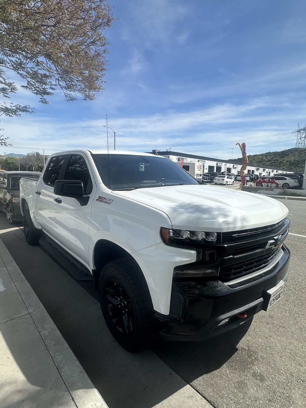 Duxov Auto Body Shop | 26516 Ruether Ave Unit 301, Santa Clarita, CA 91350, USA | Phone: (424) 285-4444