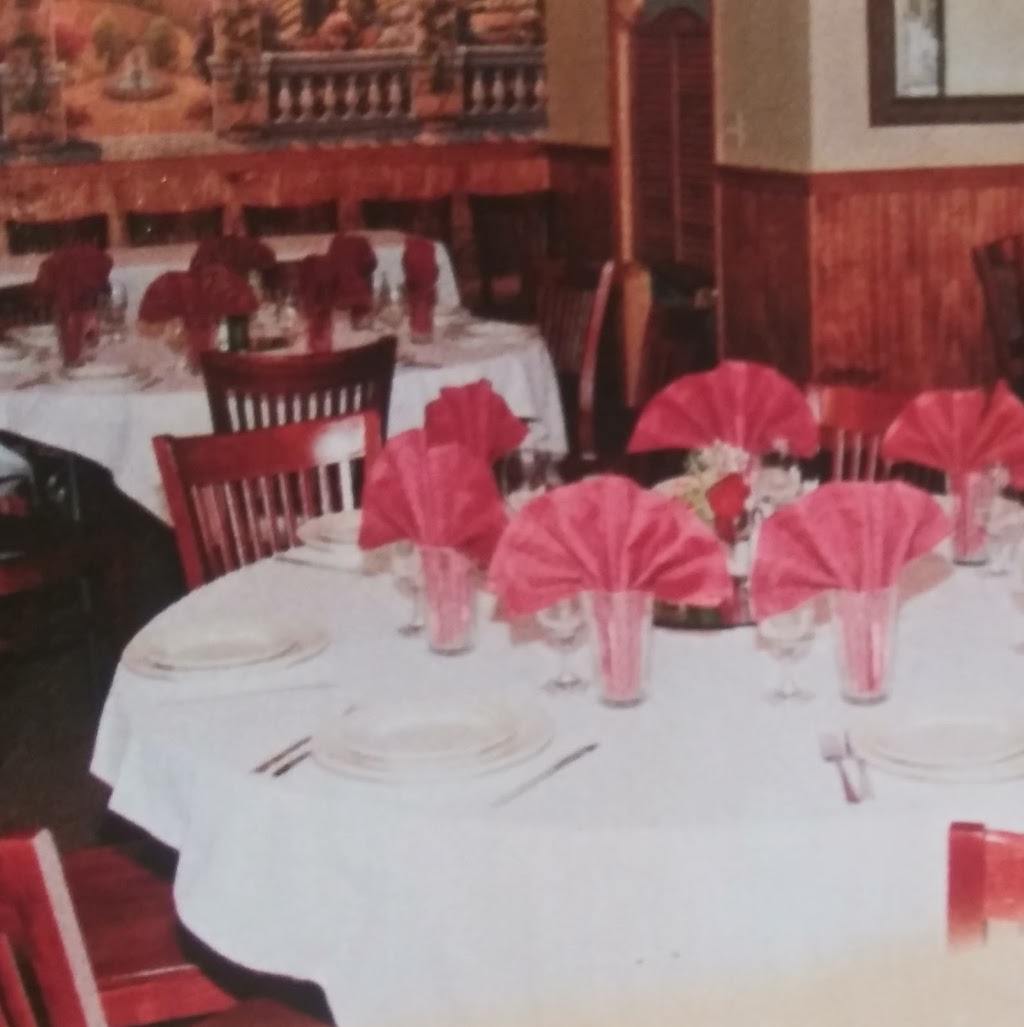 Villa María Restaurant | 3800 Quakerbridge Rd #4, Trenton, NJ 08619, USA | Phone: (609) 587-4445