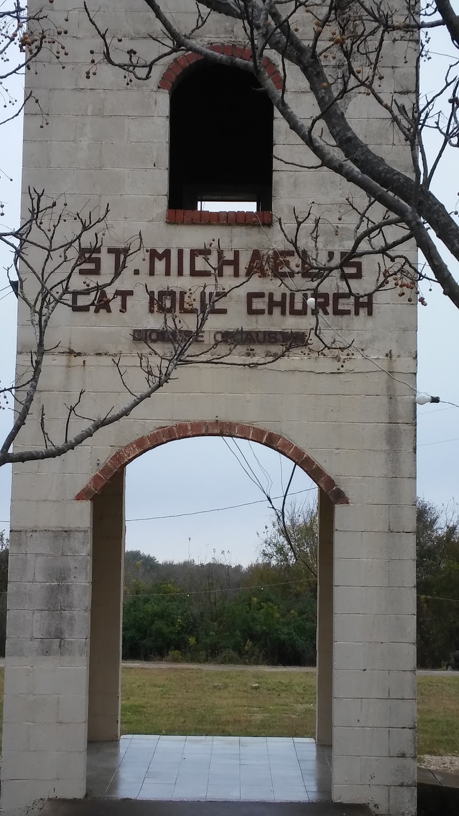 Church of St Michael | 80 S Old Spanish Trail, Kyle, TX 78640, USA | Phone: (512) 398-7475