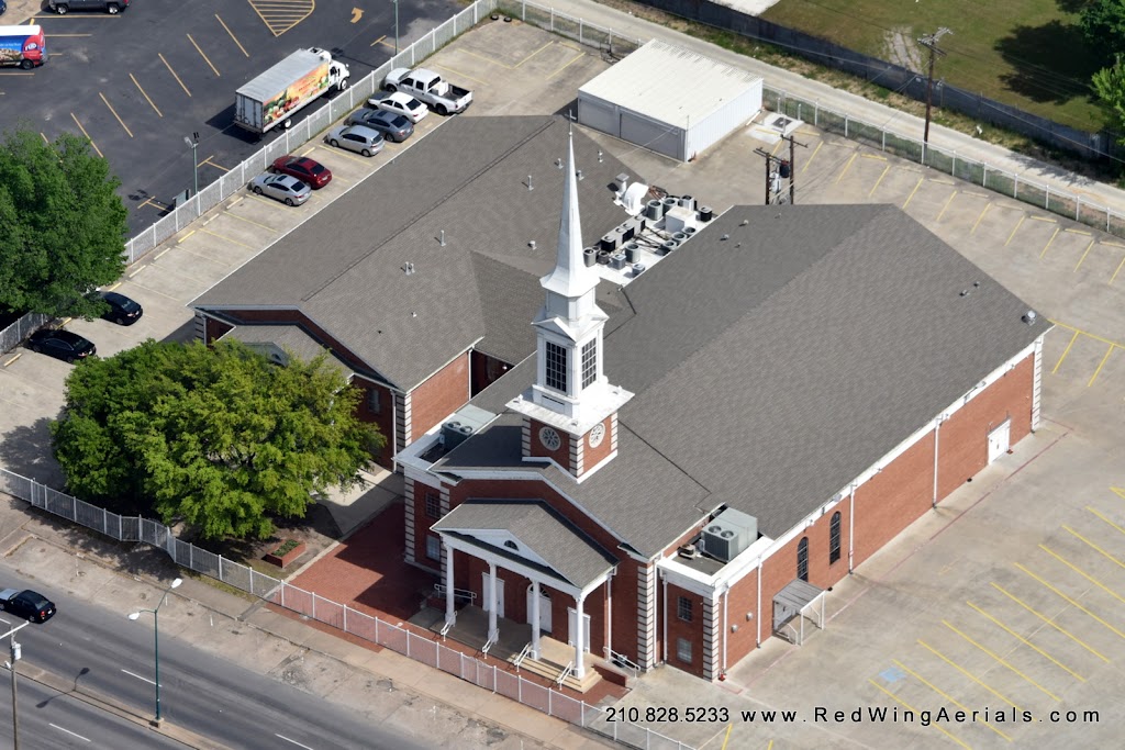 Templo Betania | 210 E Jefferson Blvd, Dallas, TX 75203, USA | Phone: (214) 942-2015