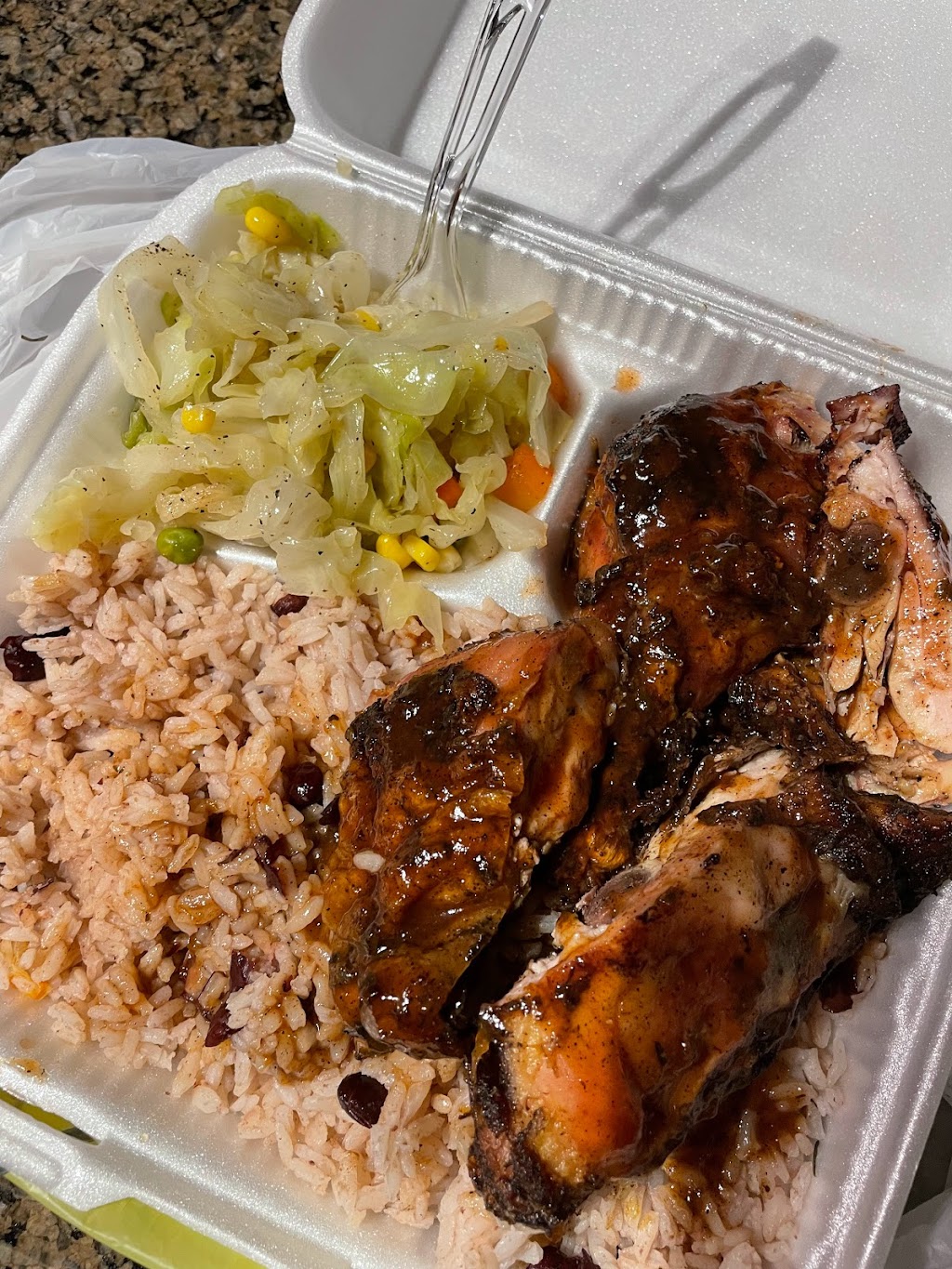 Dave Jamaican Kitchen | S 67th Ave &, W Lower Buckeye Rd, Phoenix, AZ 85043, USA | Phone: (602) 583-0661