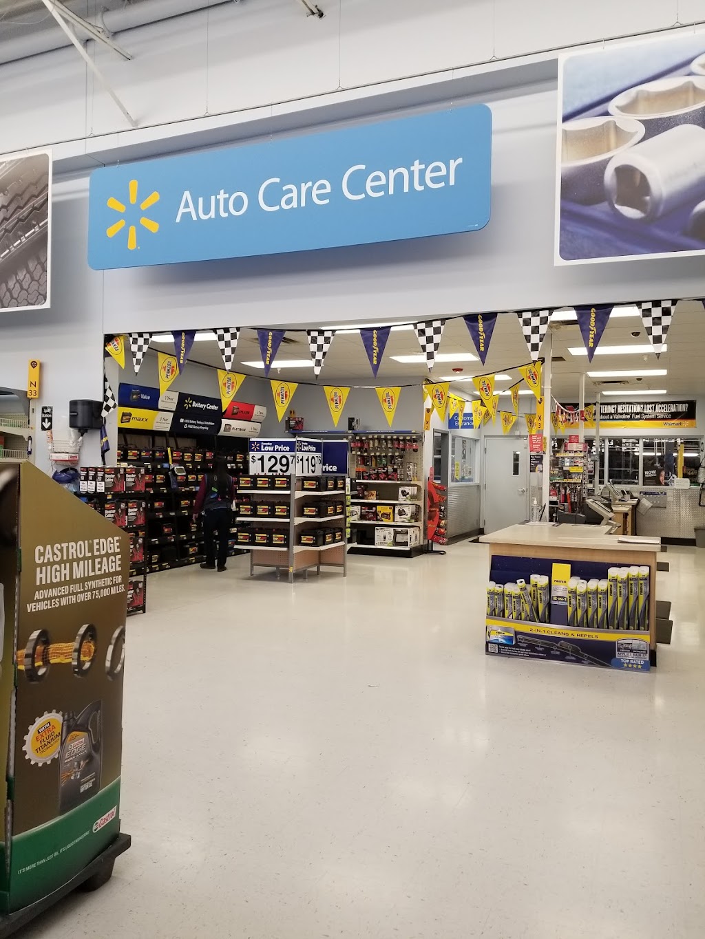 Walmart Auto Care Centers | 1752 N Frontage Rd, Hastings, MN 55033, USA | Phone: (651) 438-5452