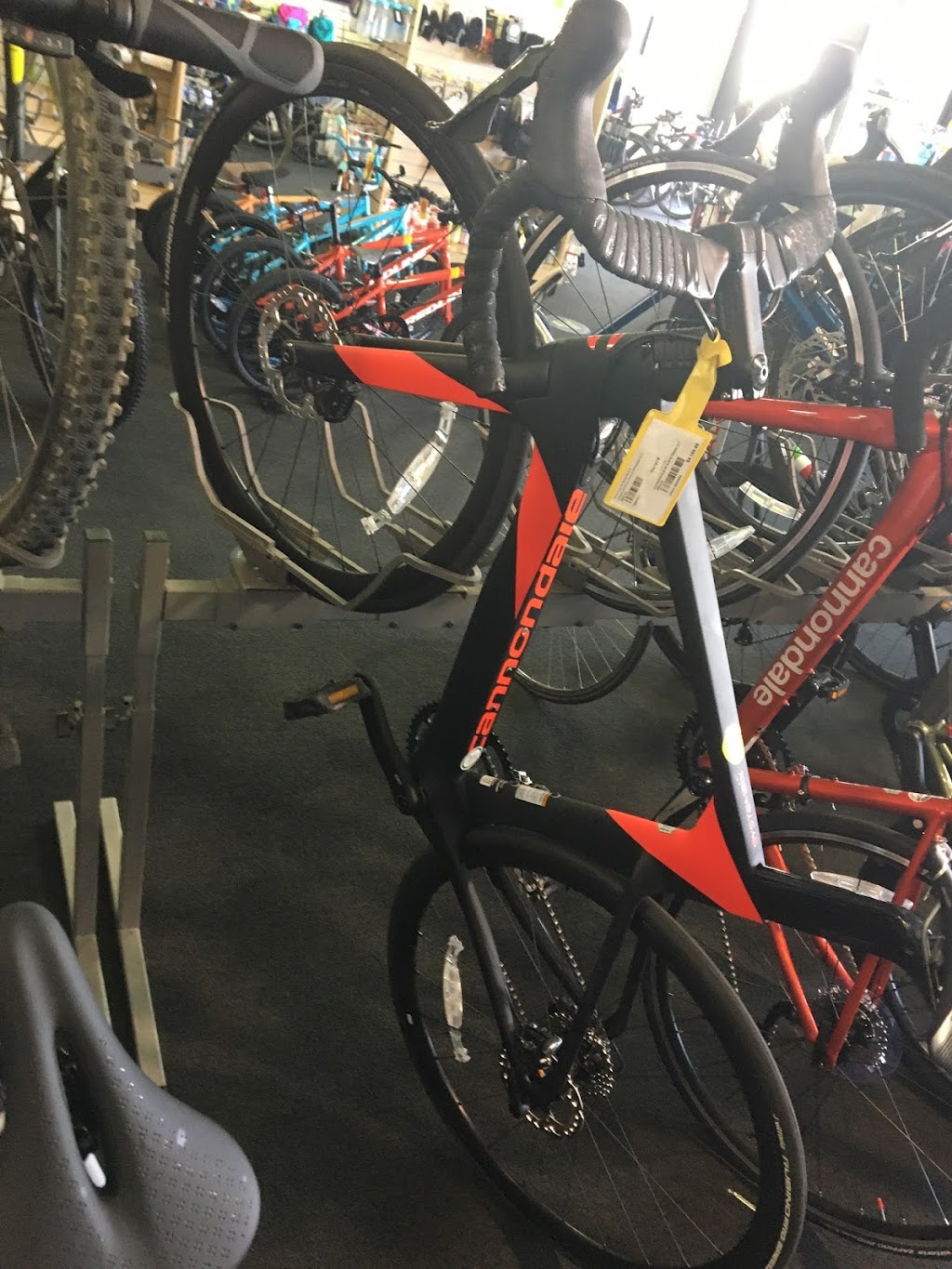 Helens Cycles | 1570 Rosecrans Ave # C, Manhattan Beach, CA 90266, USA | Phone: (310) 321-5290