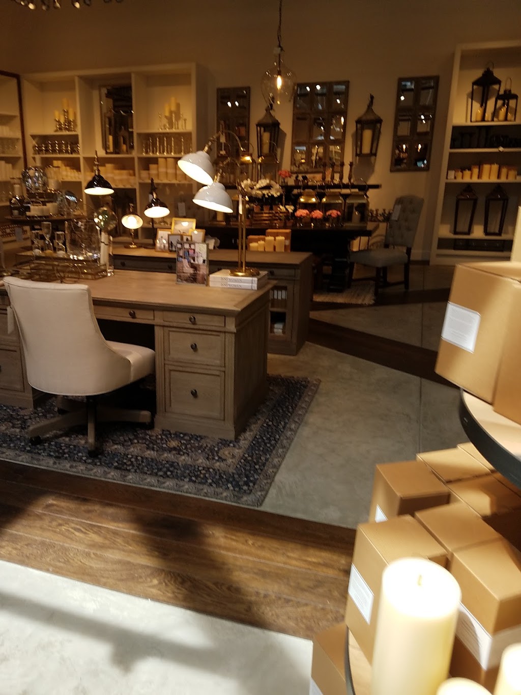 Pottery Barn | 311 Park Ave Ste 127, Shaker Heights, OH 44122, USA | Phone: (216) 378-2232