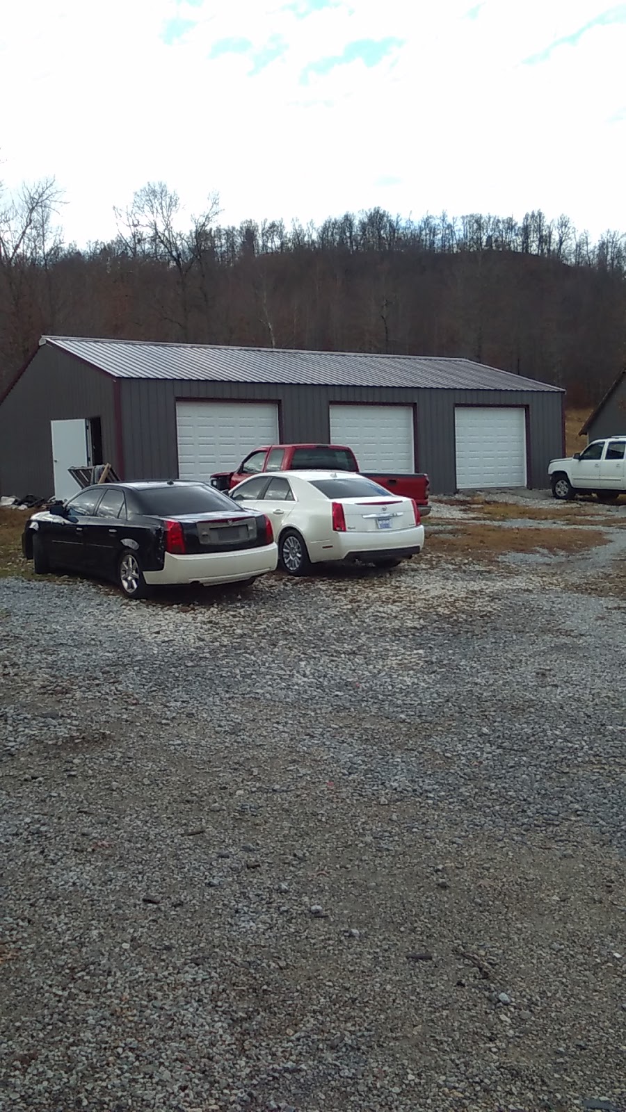 Howards auto sales | 10315 Levee Rd, Jeffersonville, KY 40337, USA | Phone: (859) 398-8517