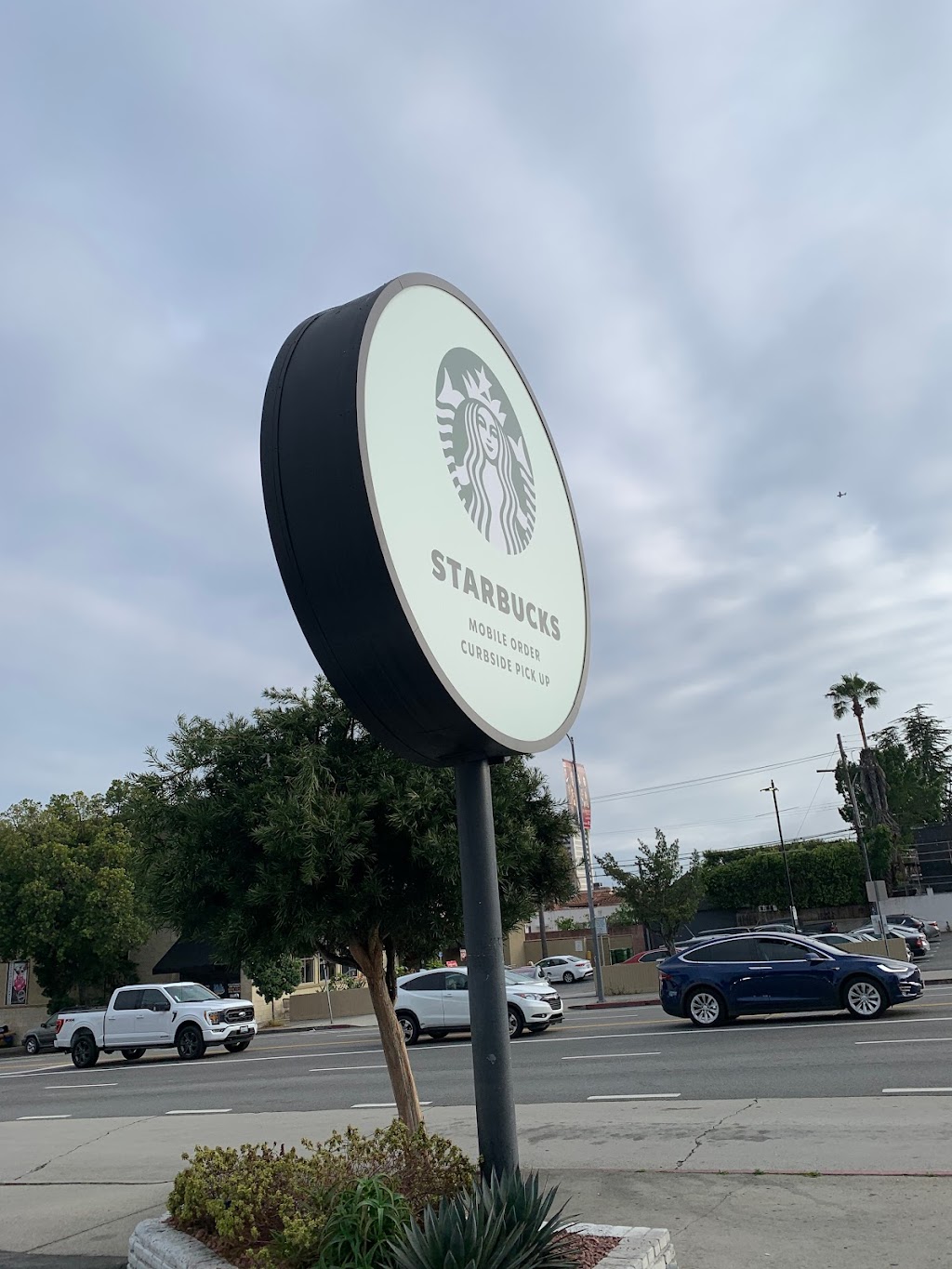 Starbucks | 1500 Westwood Blvd, Westwood, CA 90024, USA | Phone: (310) 625-4534