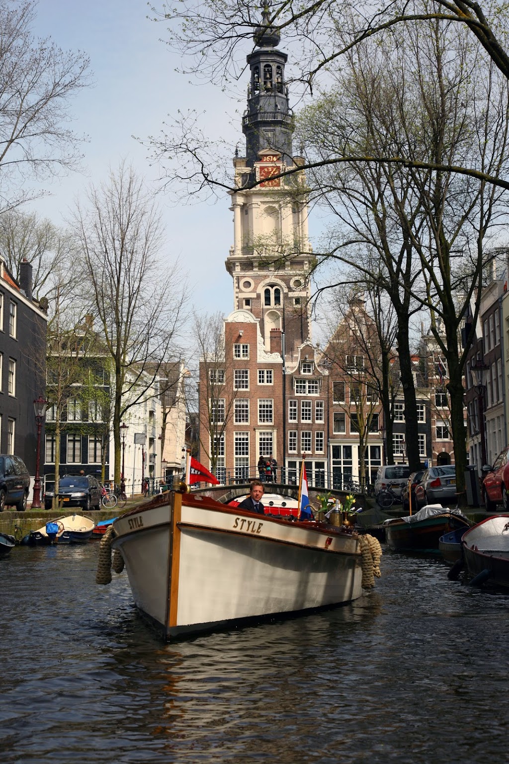 Private Canal Cruises | Singel 235HS, 1012 WE Amsterdam, Netherlands | Phone: 06 53993066