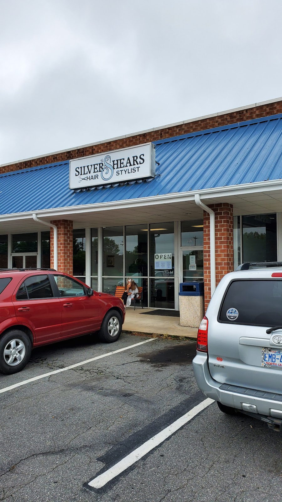 Silver Shears | 217 Turner Dr # E, Reidsville, NC 27320, USA | Phone: (336) 342-5119