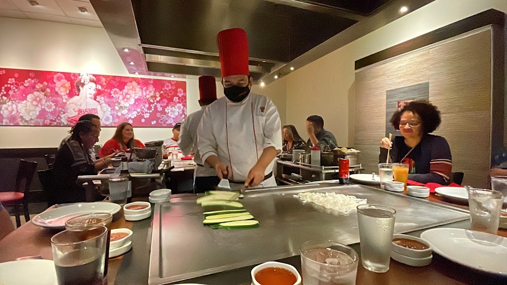 Benihana | 850 Louisiana Ave S, Minneapolis, MN 55426, USA | Phone: (763) 542-9922