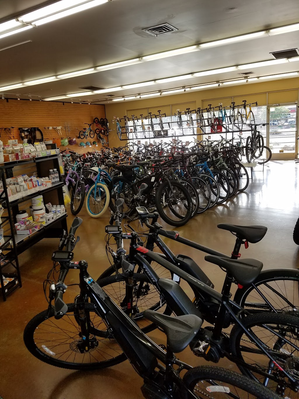 Landis Cyclery | 2180 E Southern Ave, Tempe, AZ 85282, USA | Phone: (480) 839-9383