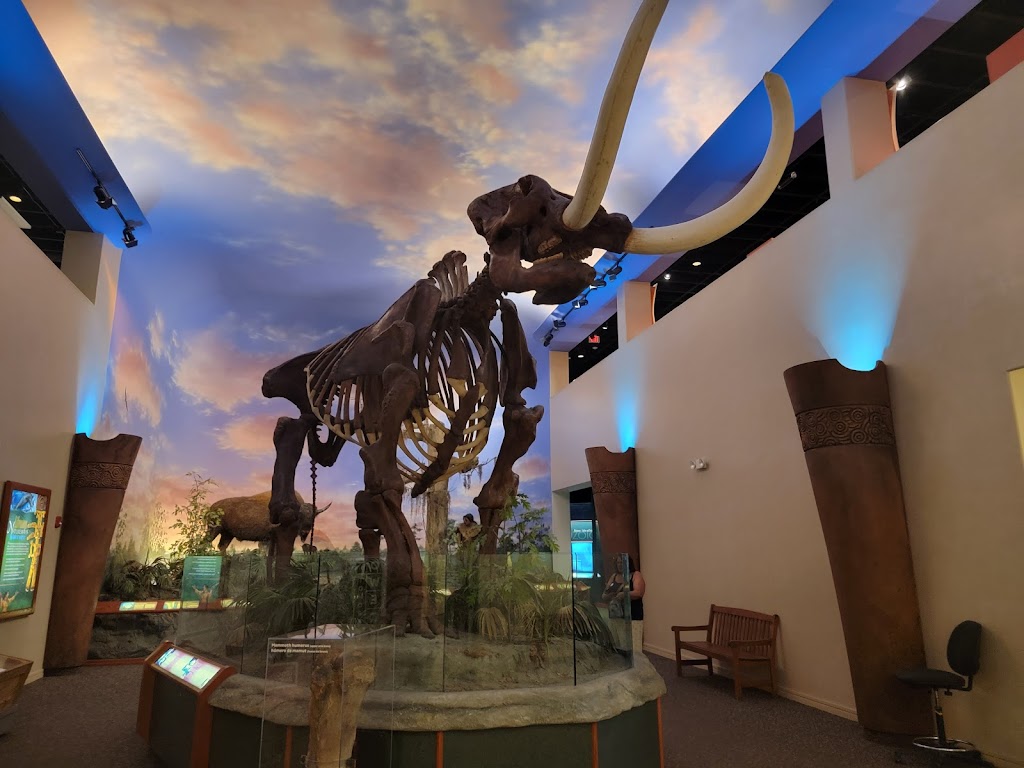 The Bishop Museum of Science and Nature | 201 10th St W, Bradenton, FL 34205, USA | Phone: (941) 746-4131