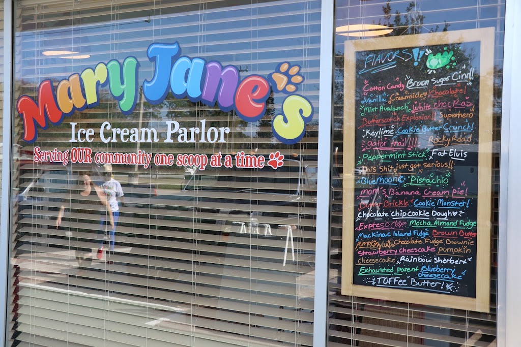Mary Janes Ice Cream Parlor | 2035 Anastasia Dr, South Daytona, FL 32119, USA | Phone: (386) 492-6378
