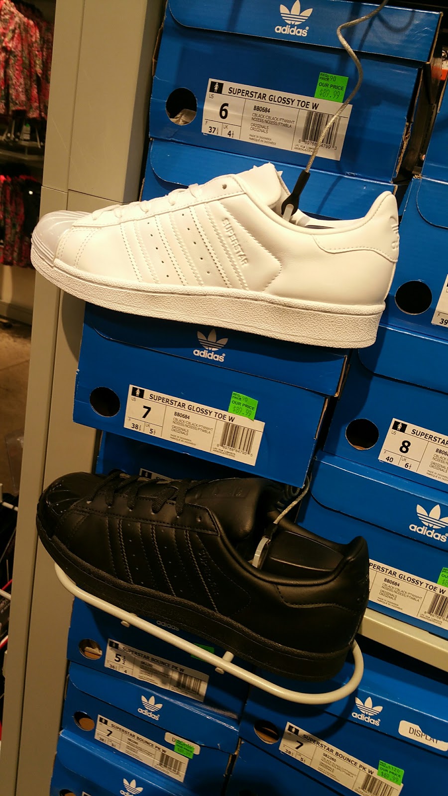 adidas Outlet | 14500 W Colfax Ave, Lakewood, CO 80401, USA | Phone: (303) 278-1433