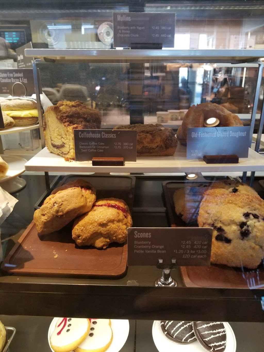 Starbucks | 17850 Newhope St #101, Fountain Valley, CA 92708, USA | Phone: (714) 979-5374