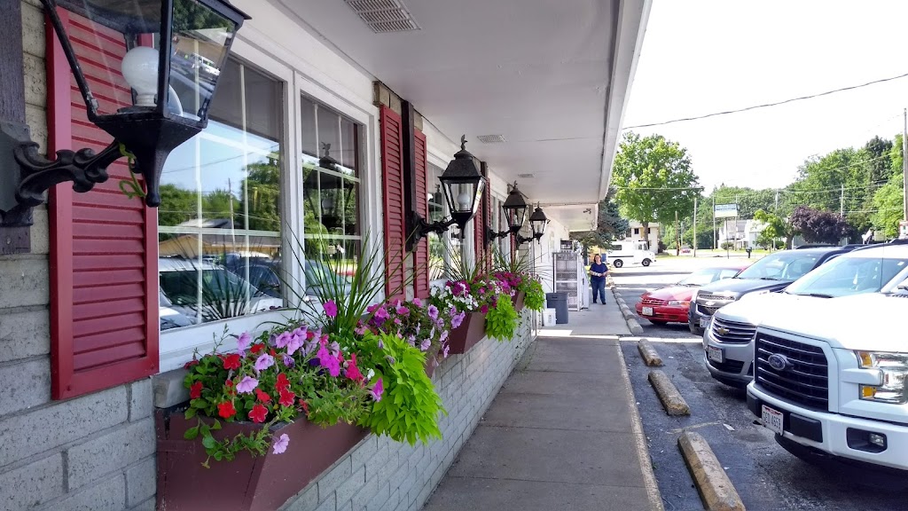 Midway Oh Boy Restaurant | 6620 Lake Ave, Elyria, OH 44035, USA | Phone: (440) 324-3711